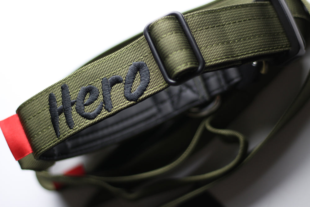 
                  
                    Load image into Gallery viewer, 1.5&amp;quot; Tacti Slim Dog Collar - Olive
                  
                